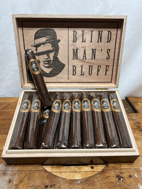 Caldwell Blind Mans Bluff, Robusto